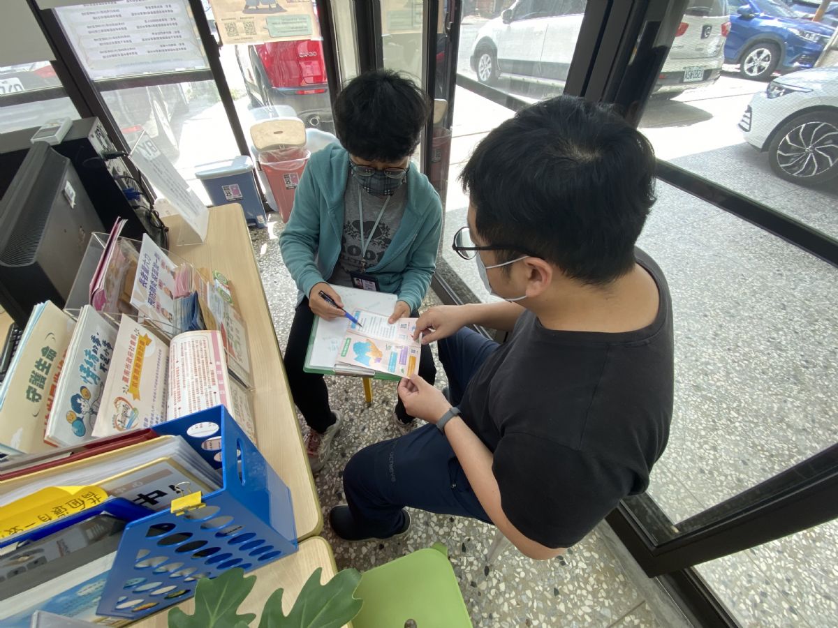 心衛中心關懷訪視員提供關懷訪視及資源服務