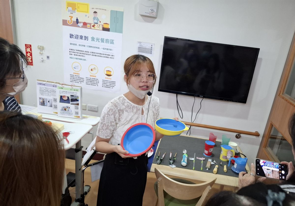 認知無礙用餐環境講解,提升長者用餐安全與自立。