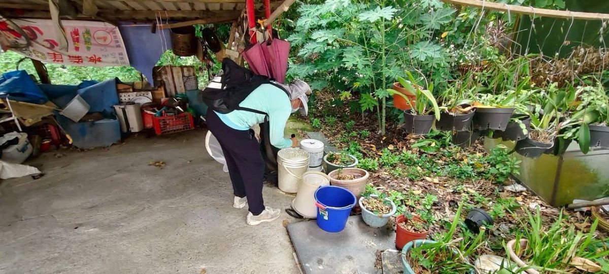巡視積水容器