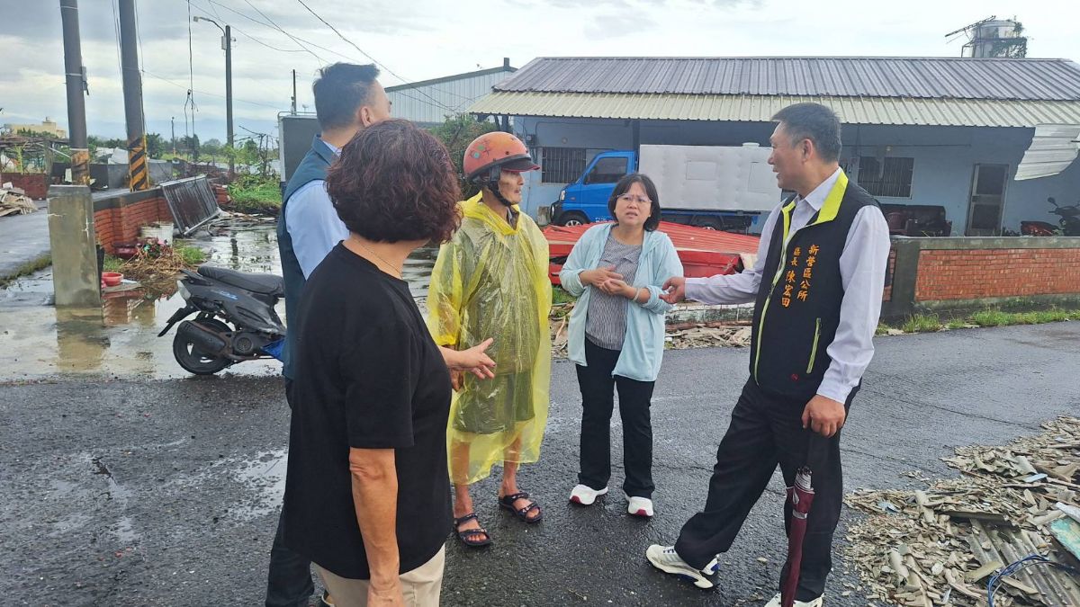 圖:關懷房屋全倒民眾