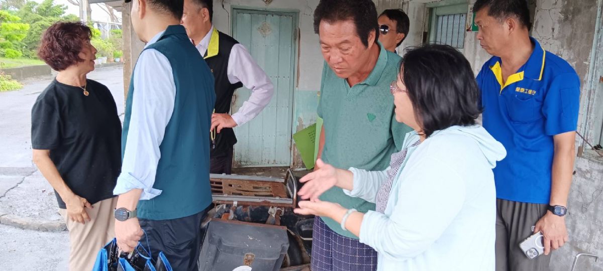 圖:向姑爺里里長說明衛教事宜