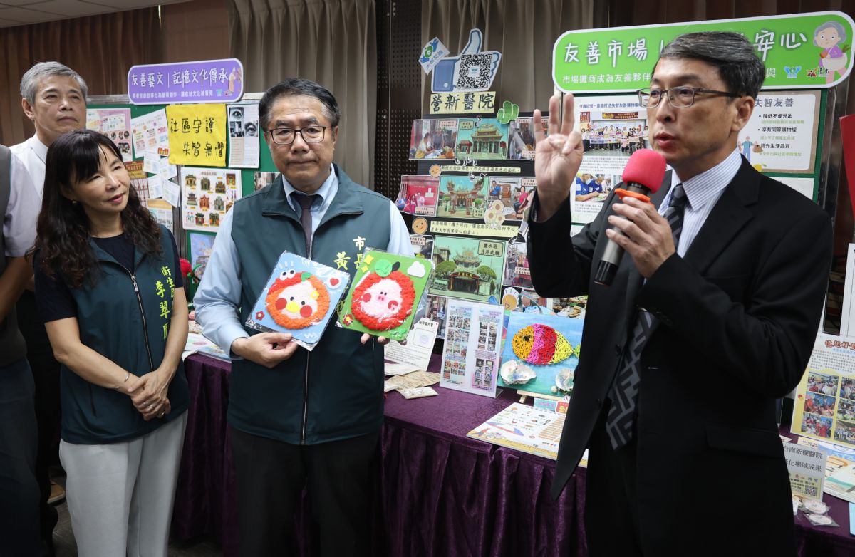 新樓醫院黃俊鈞副院長分享友善市場成果,讓長者買菜也能安心又自在