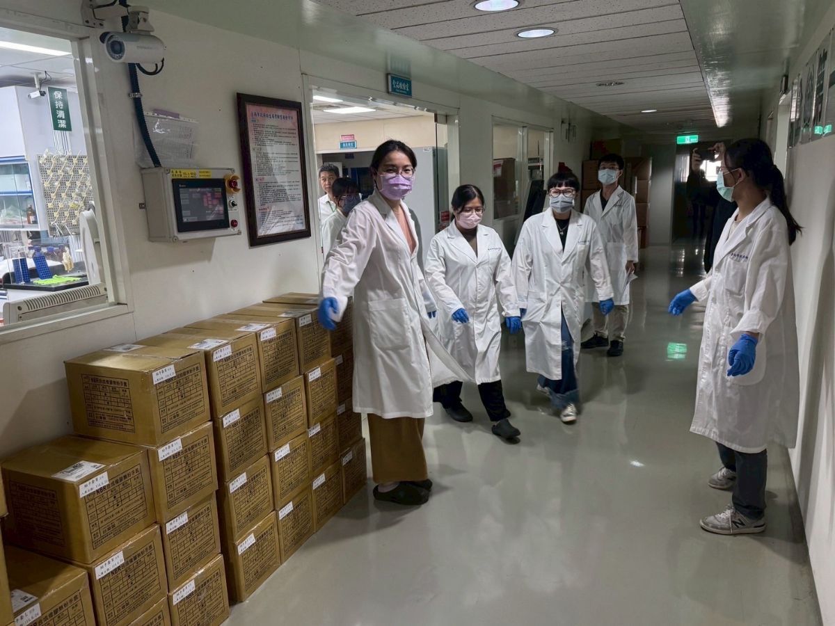 實驗室人員疏散