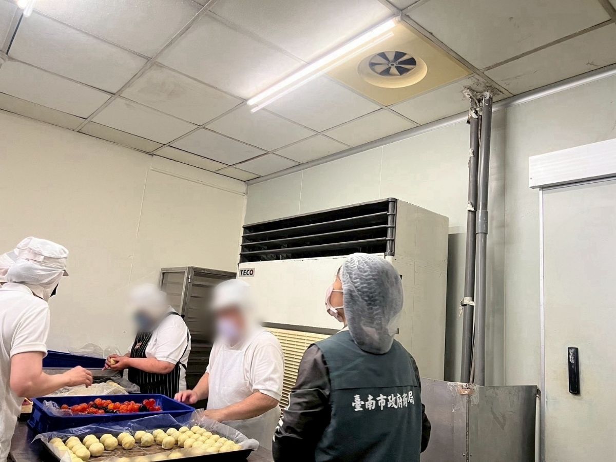 南市衛生局嚴格把關應景食材