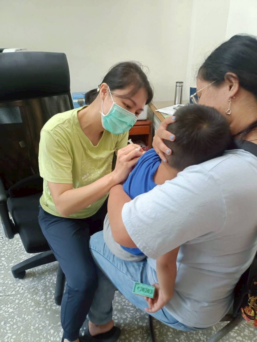 及早接種 守護全家健康