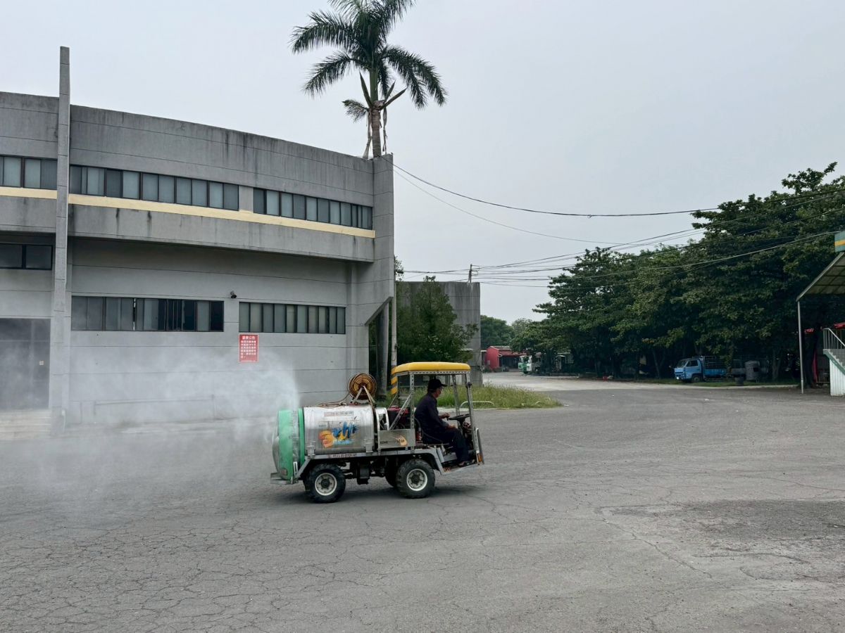 肉品市場內部擴大消毒,強化非洲豬瘟防疫工作