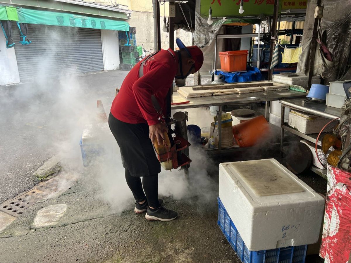 南市針對市場病媒蚊巡檢強化登革熱防治作為