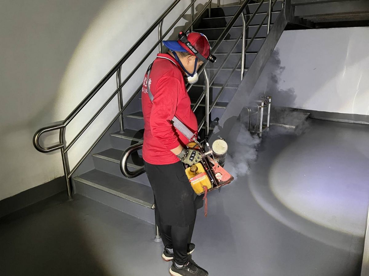 確診者工作廠域戶內化學防治