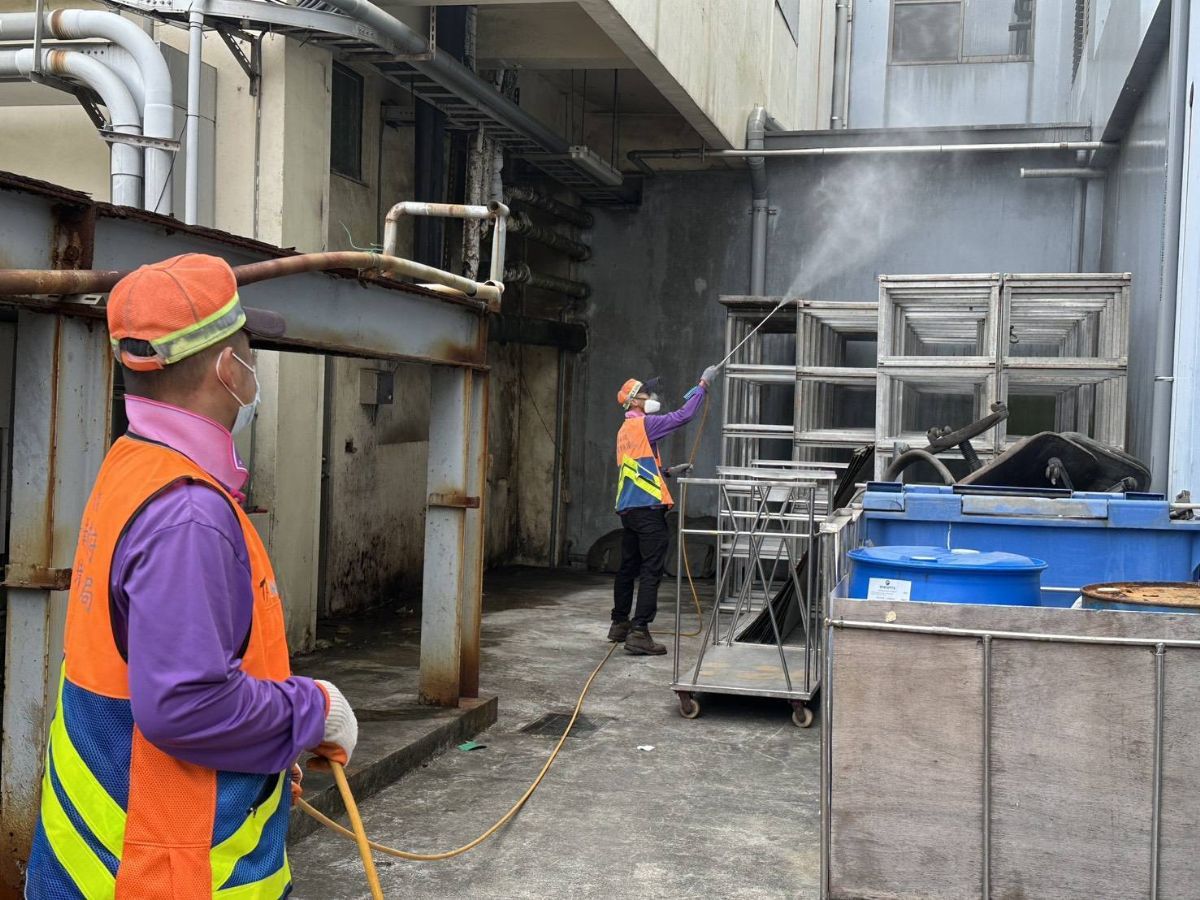 確診者工作廠域戶內化學防治