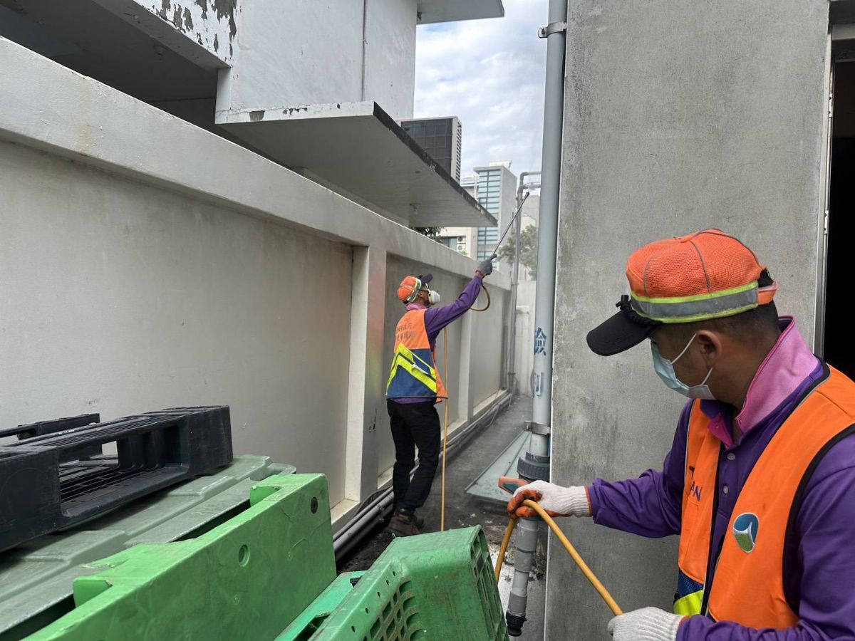 確診者工作廠域戶內化學防治