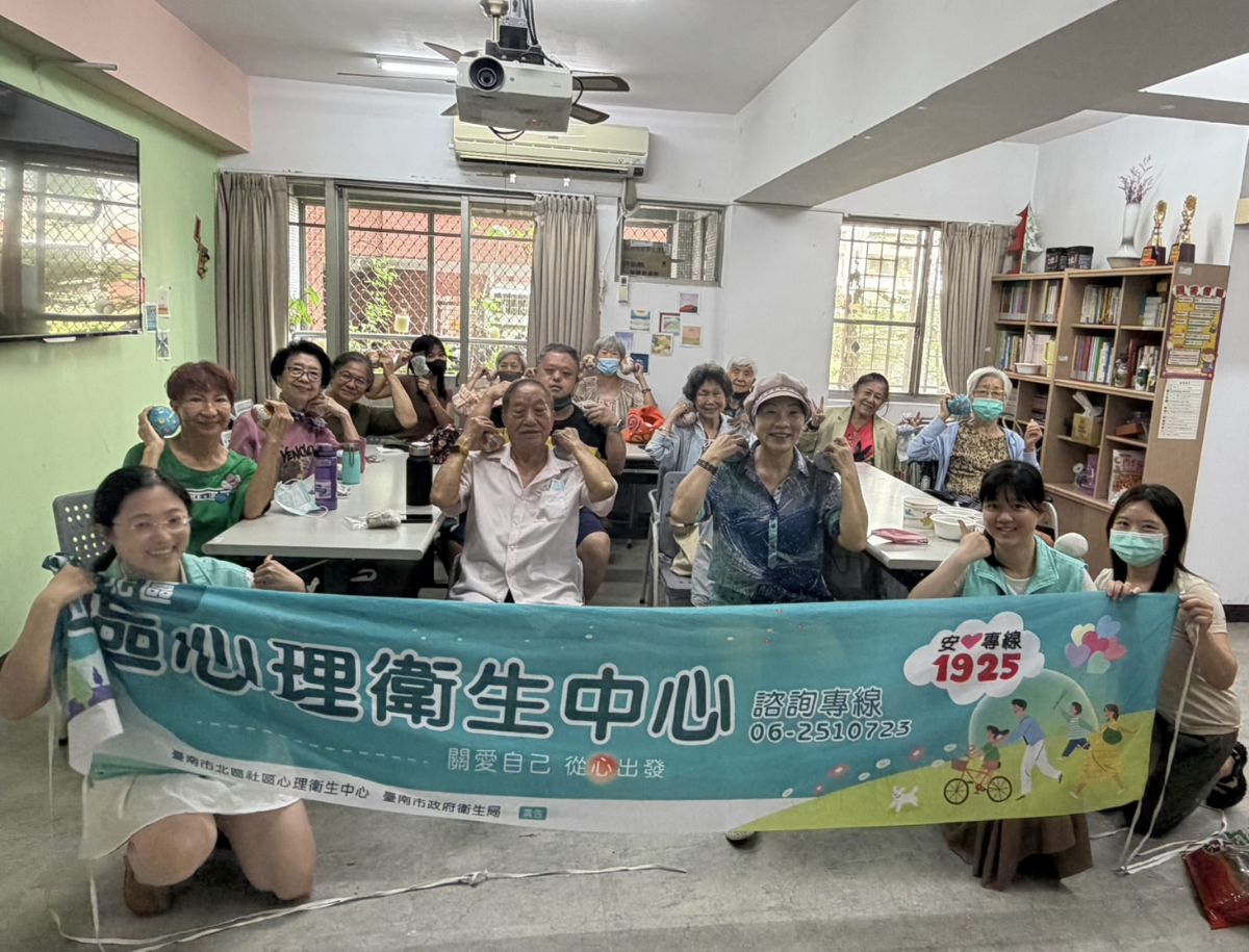 長輩開心展示成品