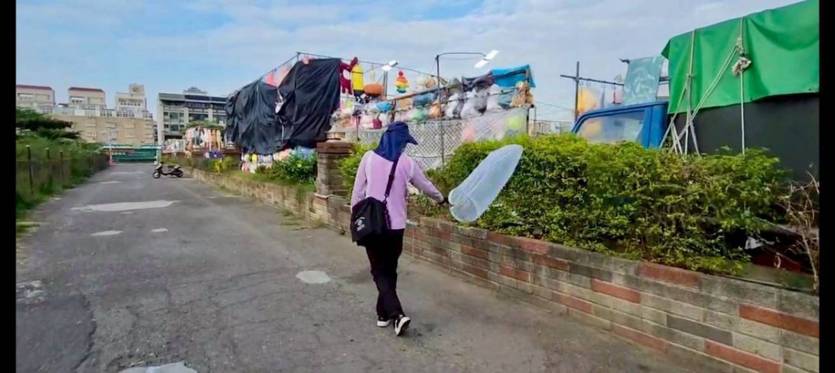 病媒蚊監測人員社區環境掃蚊巡查