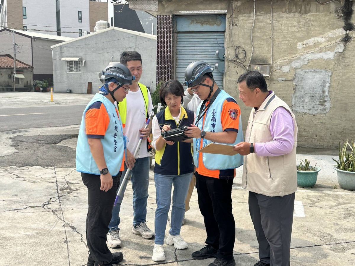 南市啟動今年首場無人機登革熱防治巡查作業-2
