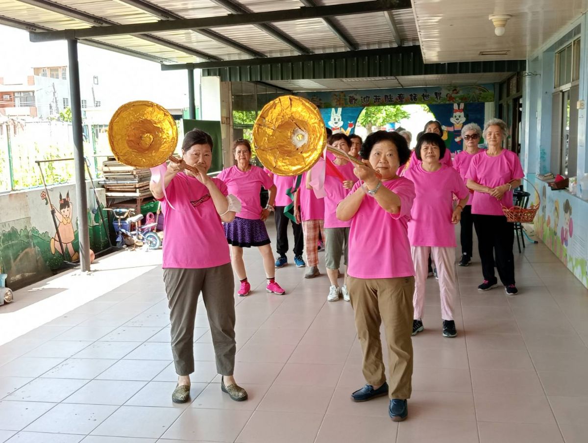 樂齡風采耀舞台