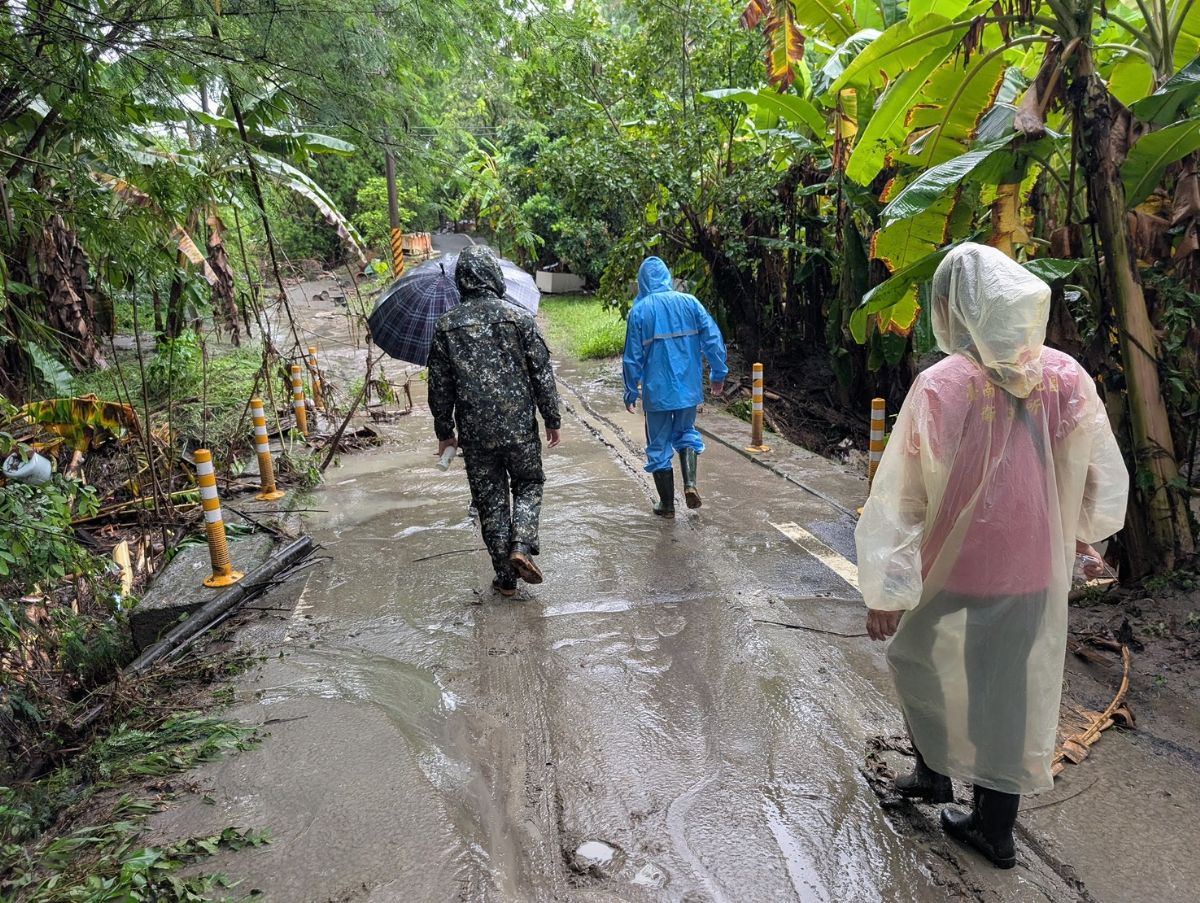 南化防疫關懷走進淹水家園